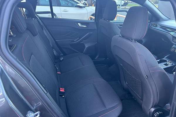 2019 Ford Focus ST-Line SA