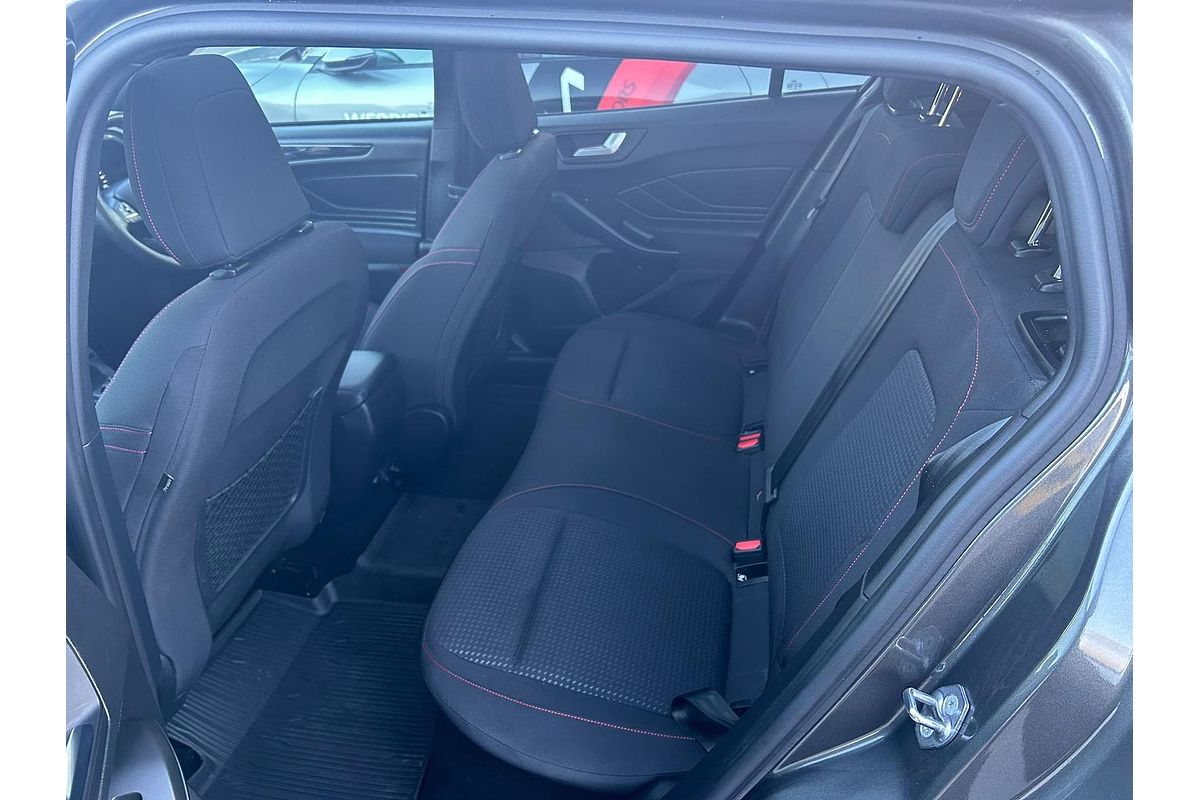 2019 Ford Focus ST-Line SA