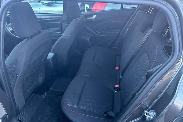 2019 Ford Focus ST-Line SA