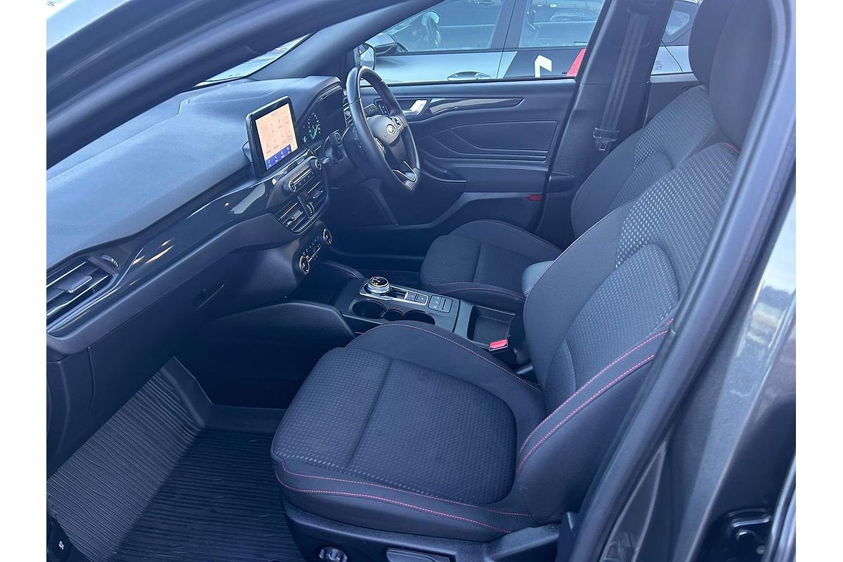 2019 Ford Focus ST-Line SA