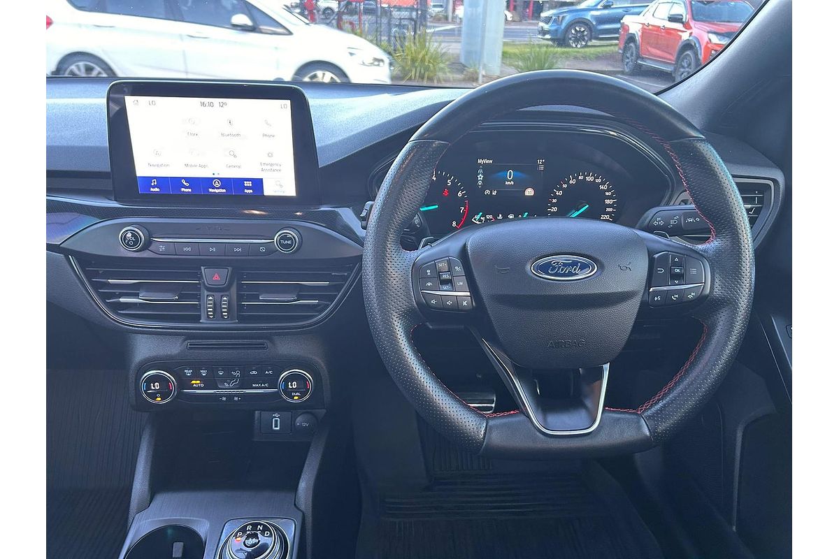 2019 Ford Focus ST-Line SA