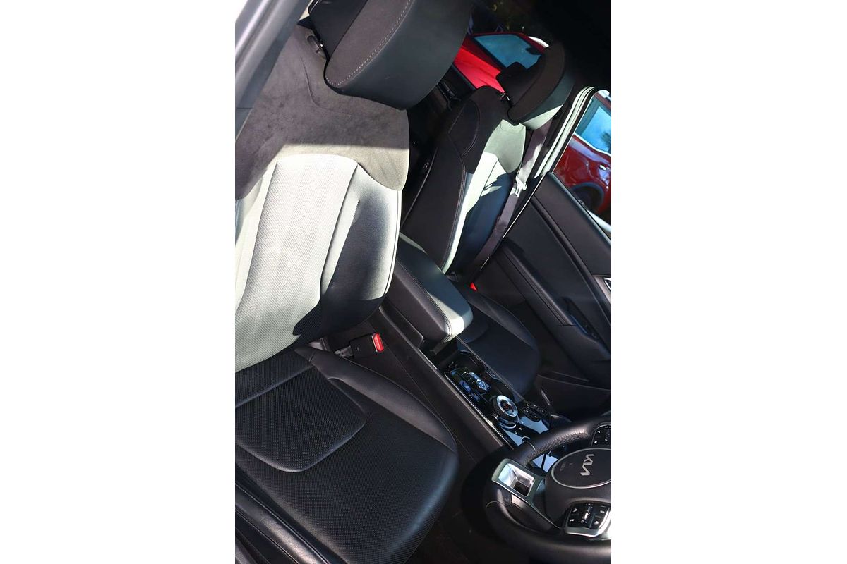 2022 Kia Sportage GT-Line NQ5