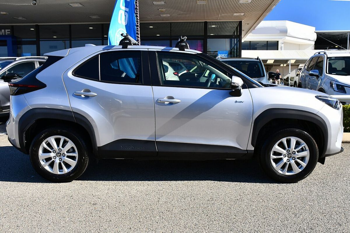 2024 Toyota Yaris Cross GXL MXPJ10R