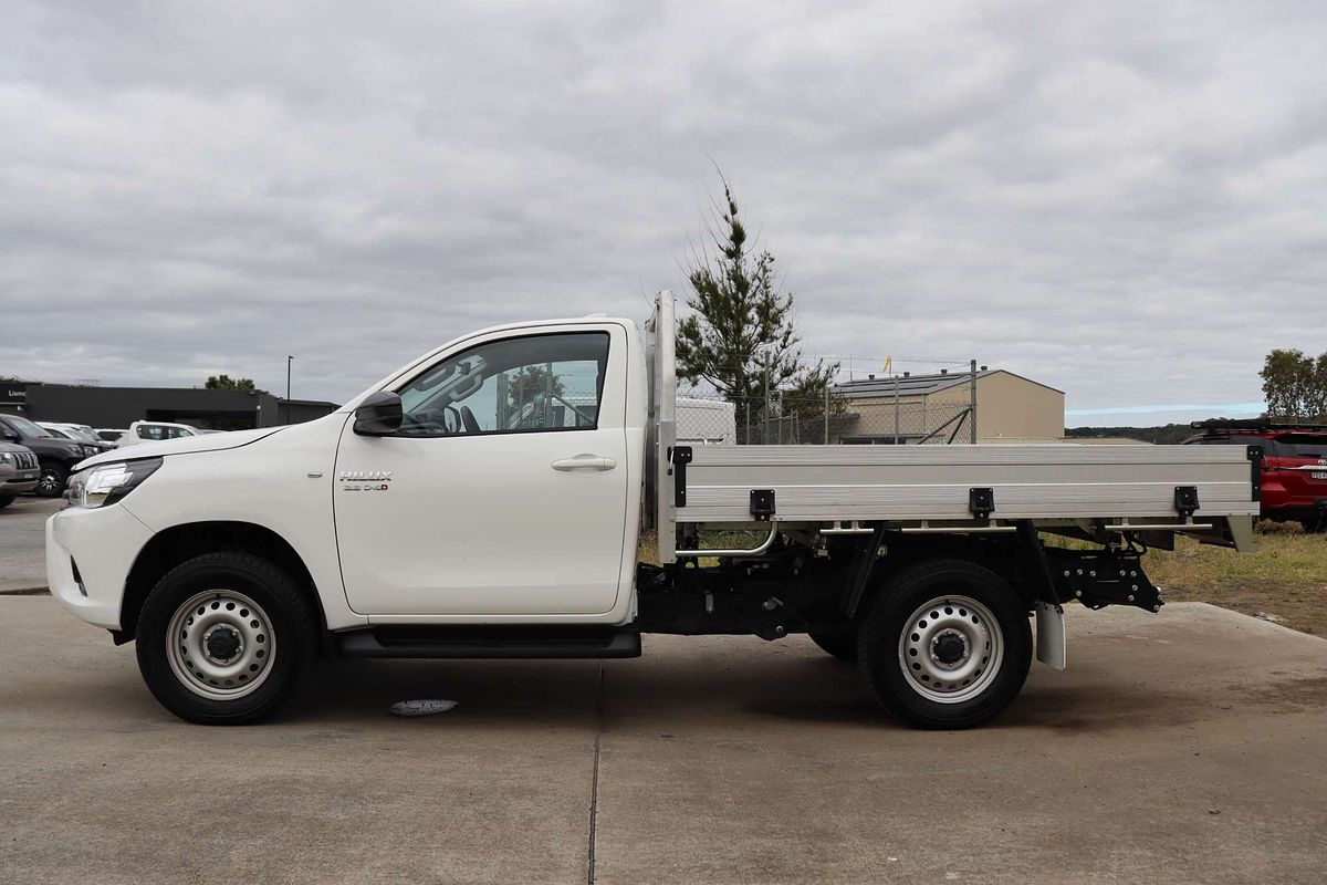 2024 Toyota Hilux SR GUN126R 4X4
