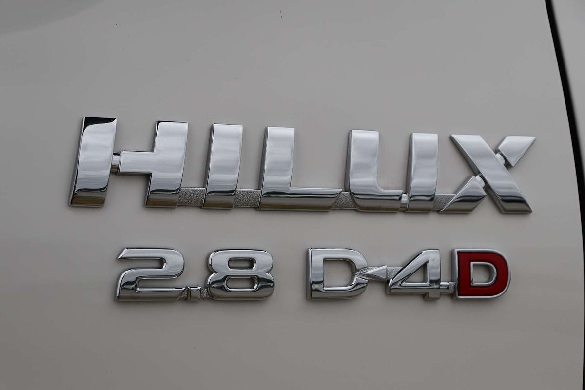 2024 Toyota Hilux SR GUN126R 4X4