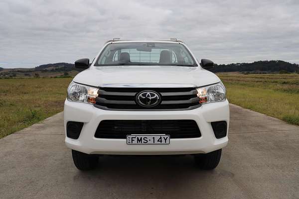 2024 Toyota Hilux SR GUN126R 4X4