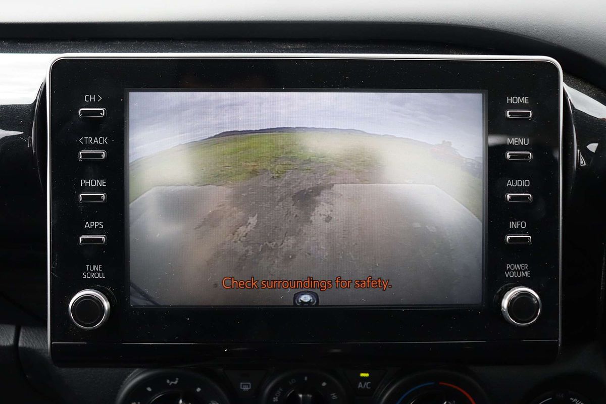 2024 Toyota Hilux SR GUN126R 4X4