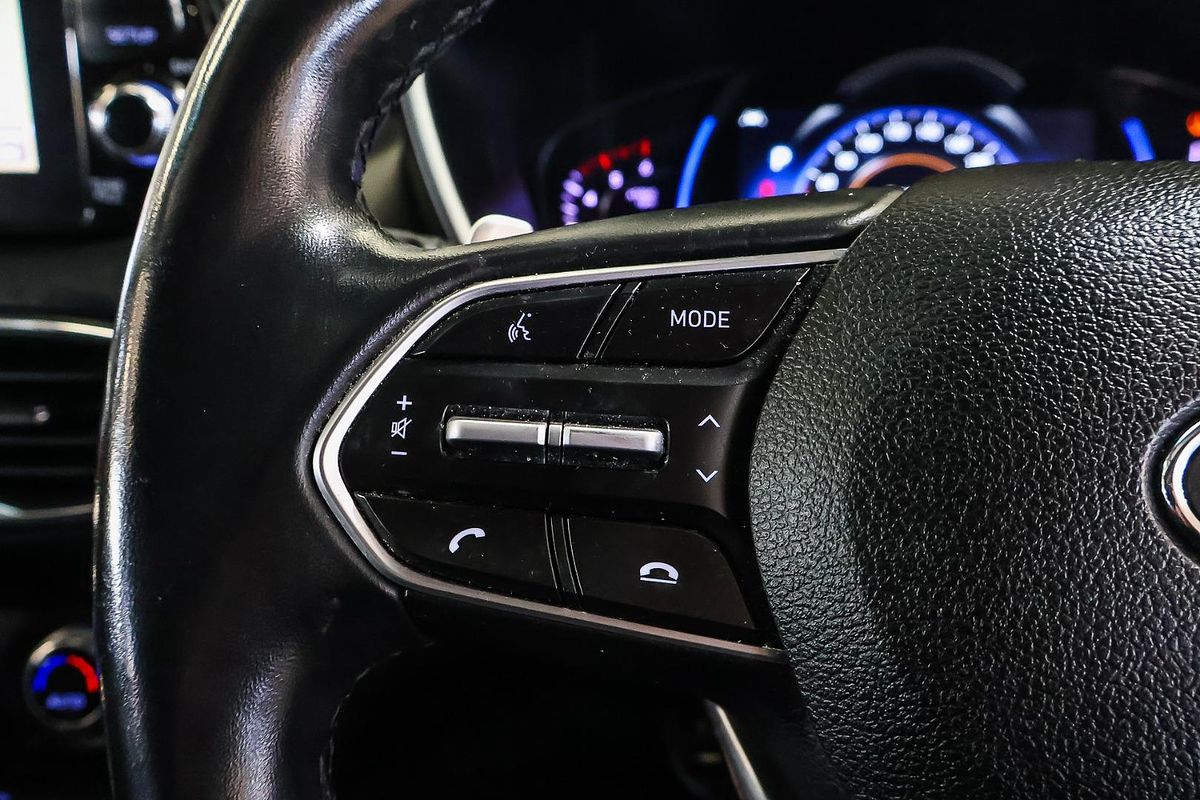 2020 Hyundai Santa Fe Highlander TM.2
