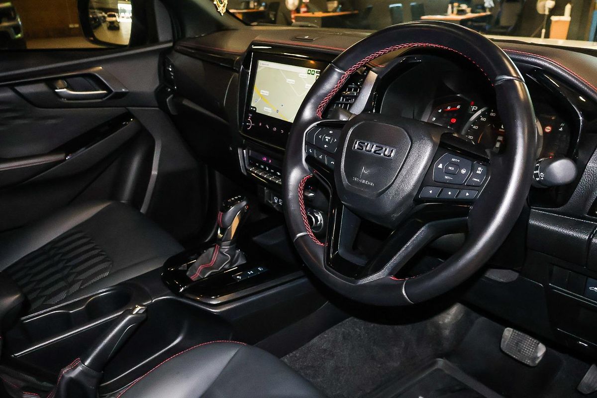 2024 Isuzu D-MAX X-TERRAIN 4X4