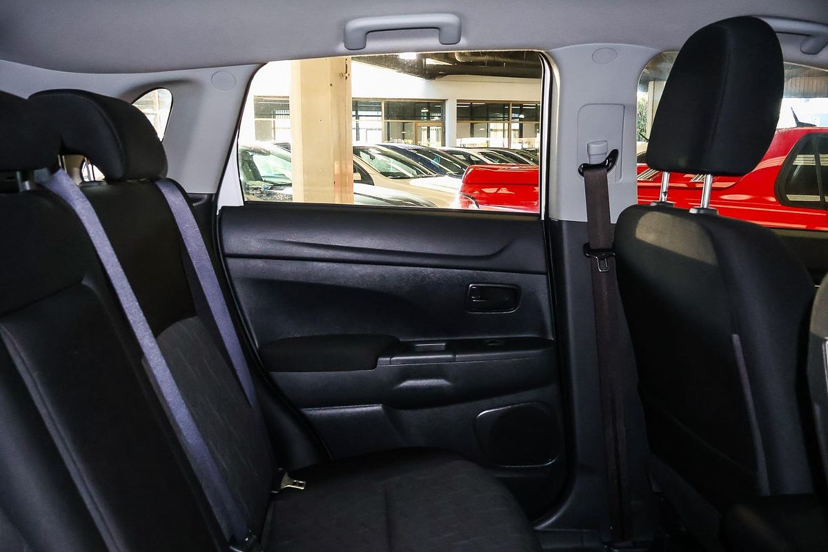 2023 Mitsubishi ASX ES XD