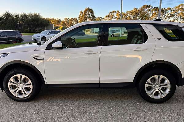 2020 Land Rover Discovery Sport P250 SE L550