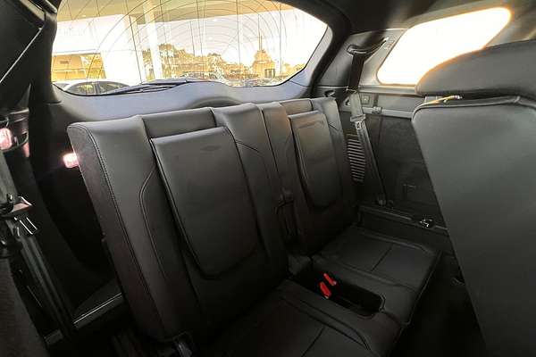 2020 Land Rover Discovery Sport P250 SE L550