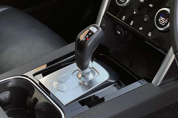 2020 Land Rover Discovery Sport P250 SE L550