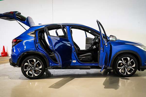 2018 Honda HR-V RS