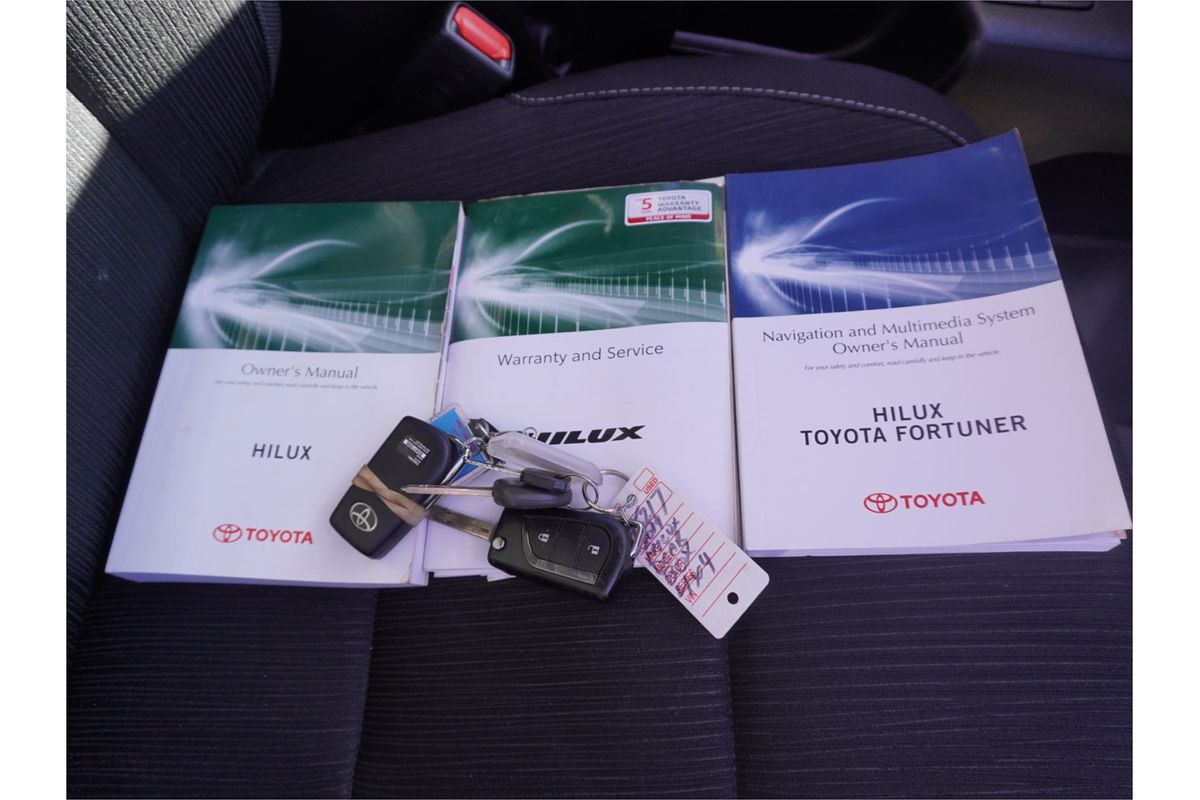 2019 Toyota Hilux SR GUN126R 4X4