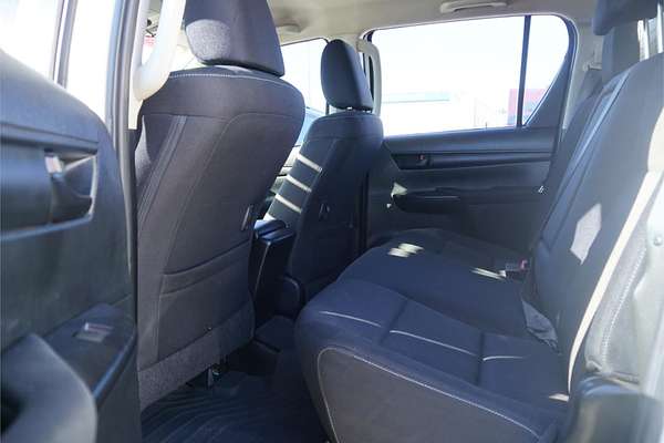 2019 Toyota Hilux SR GUN126R 4X4
