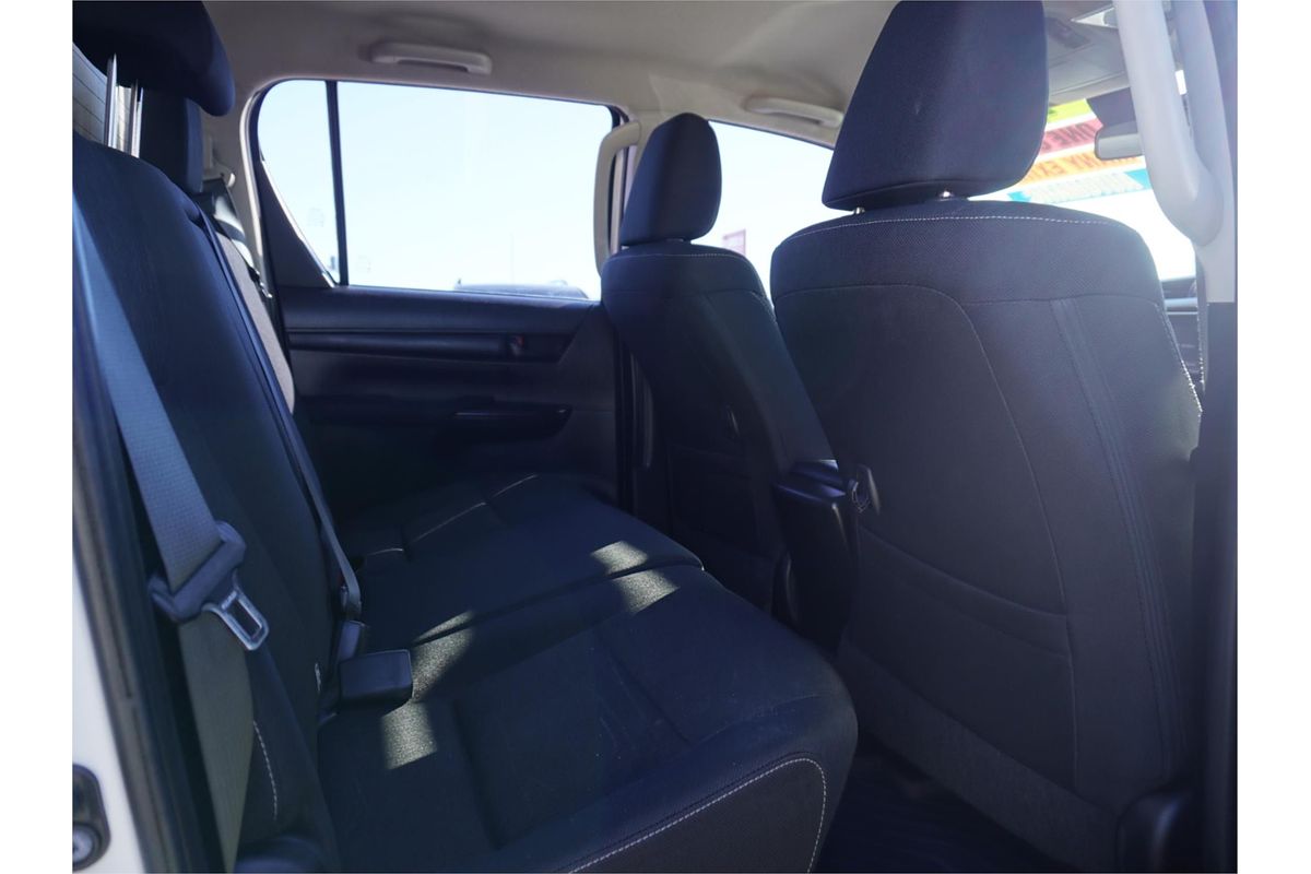 2019 Toyota Hilux SR GUN126R 4X4
