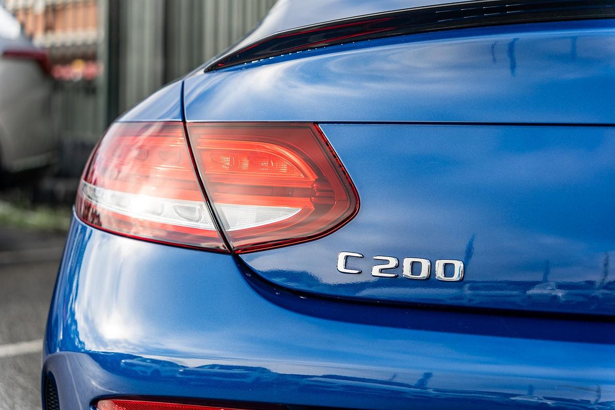 2022 Mercedes-Benz C-Class C200 C205