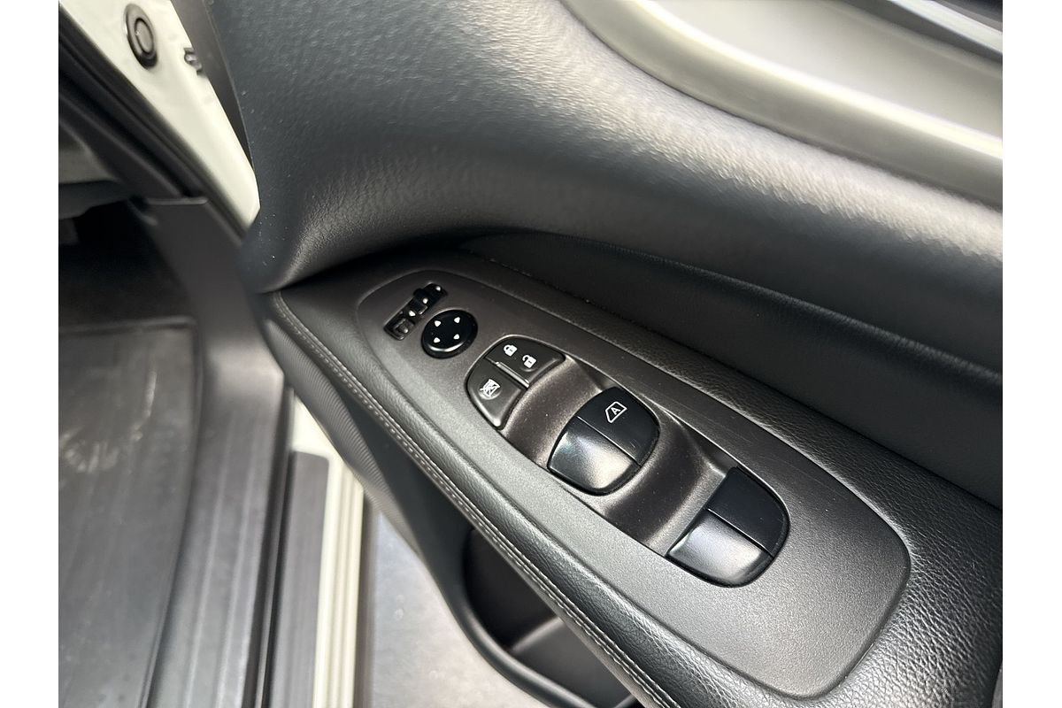 2020 Nissan Pathfinder ST R52 Series III