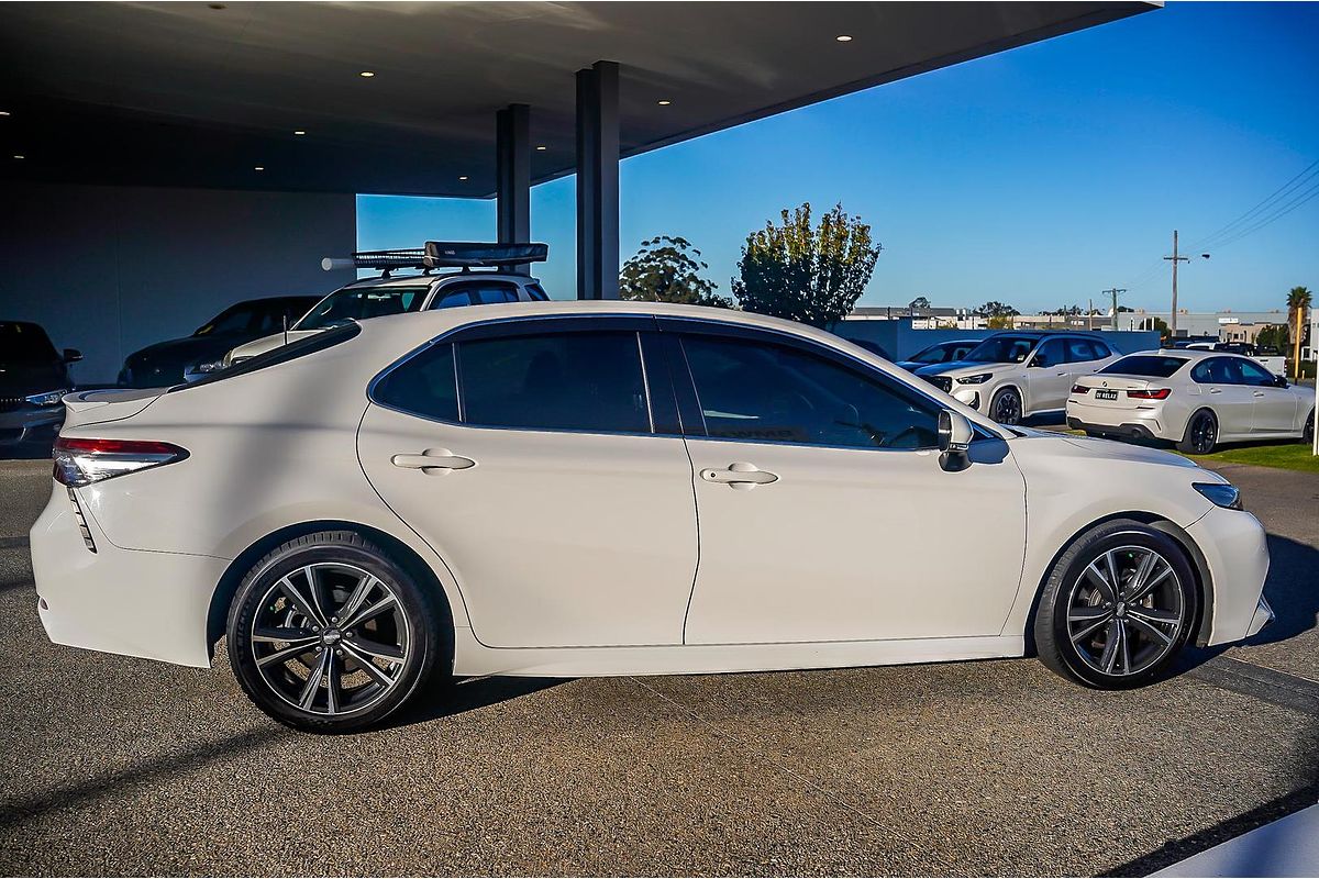 2018 Toyota Camry SX GSV70R