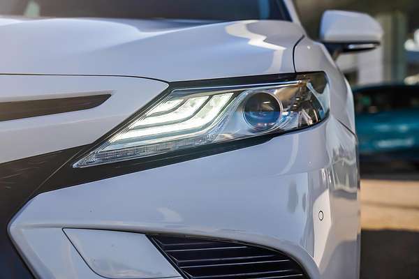 2018 Toyota Camry SX GSV70R
