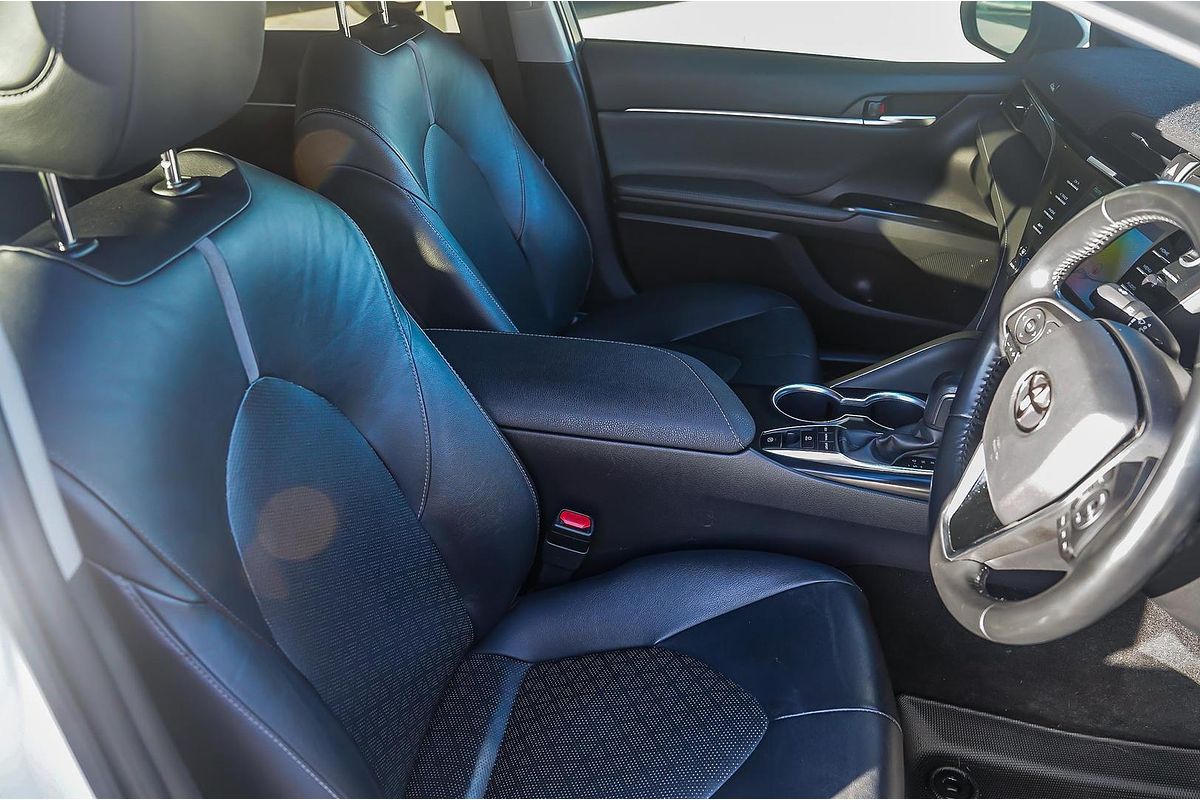 2018 Toyota Camry SX GSV70R