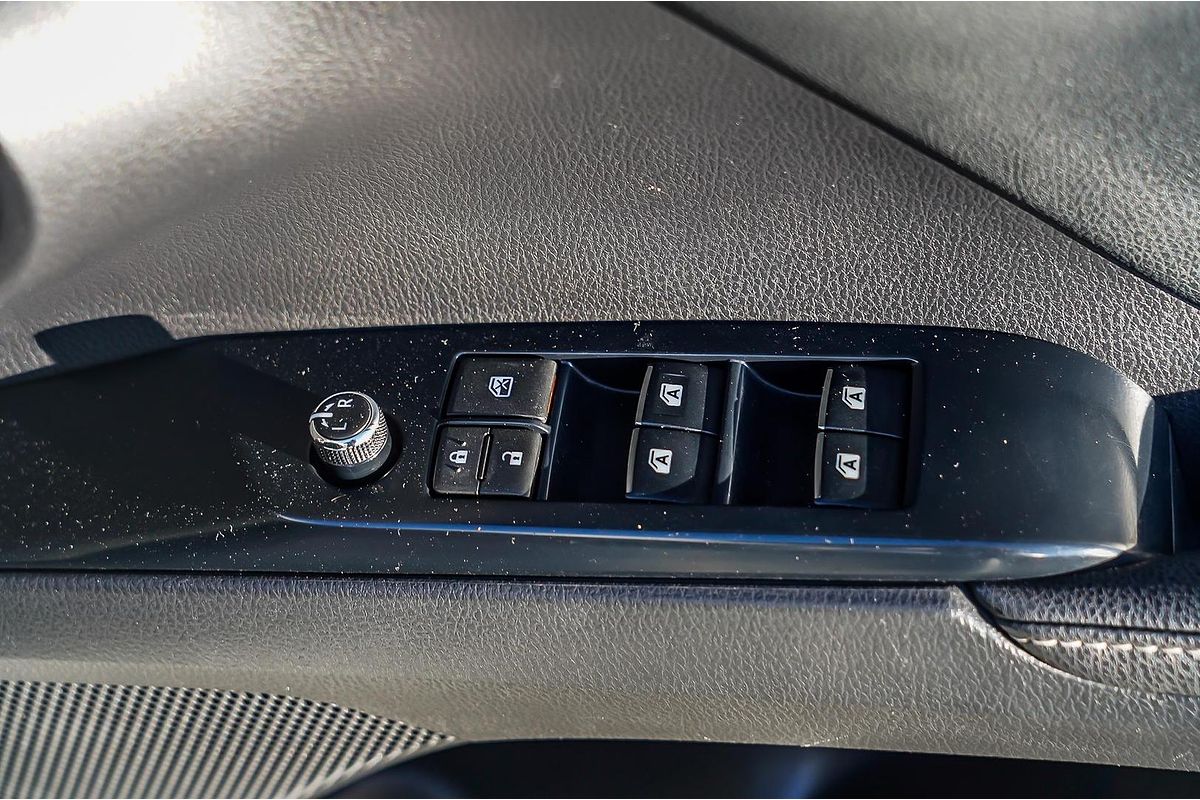 2018 Toyota Camry SX GSV70R