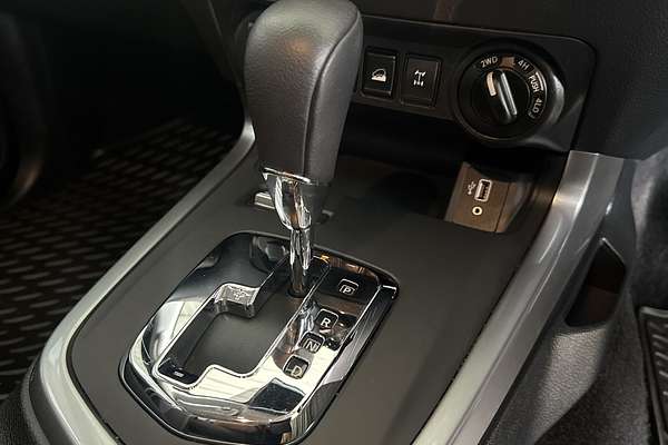 2021 Nissan Navara ST D23 4X4