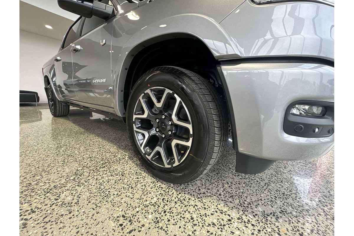 2025 RAM 1500 Laramie Sport Hurricane SO RamBox DT 4X4 SWB
