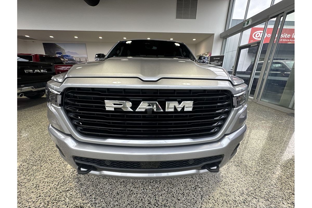 2025 RAM 1500 Laramie Sport Hurricane SO RamBox DT 4X4 SWB