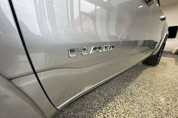 2025 RAM 1500 Laramie Sport Hurricane SO RamBox DT 4X4 SWB