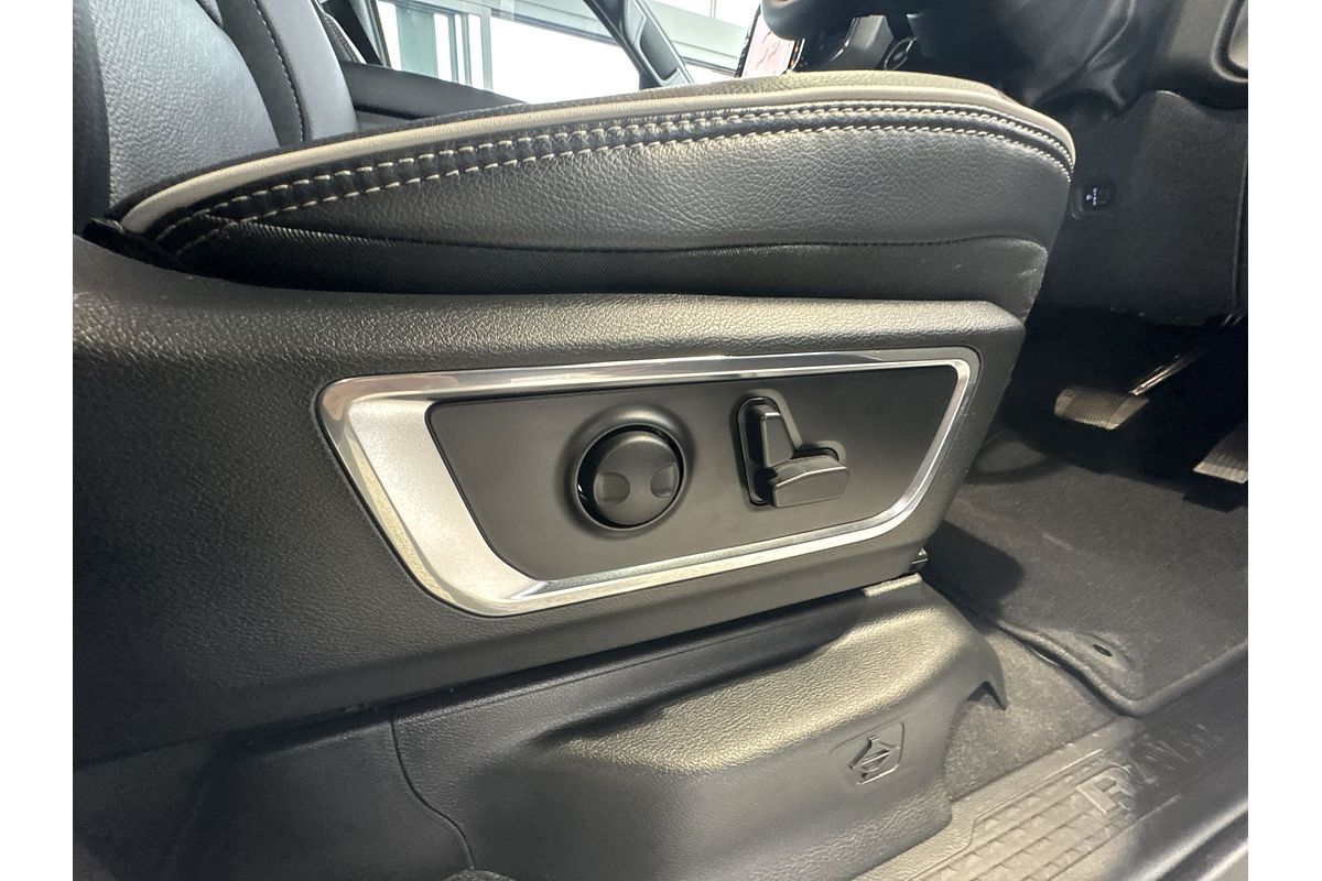 2025 RAM 1500 Laramie Sport Hurricane SO RamBox DT 4X4 SWB