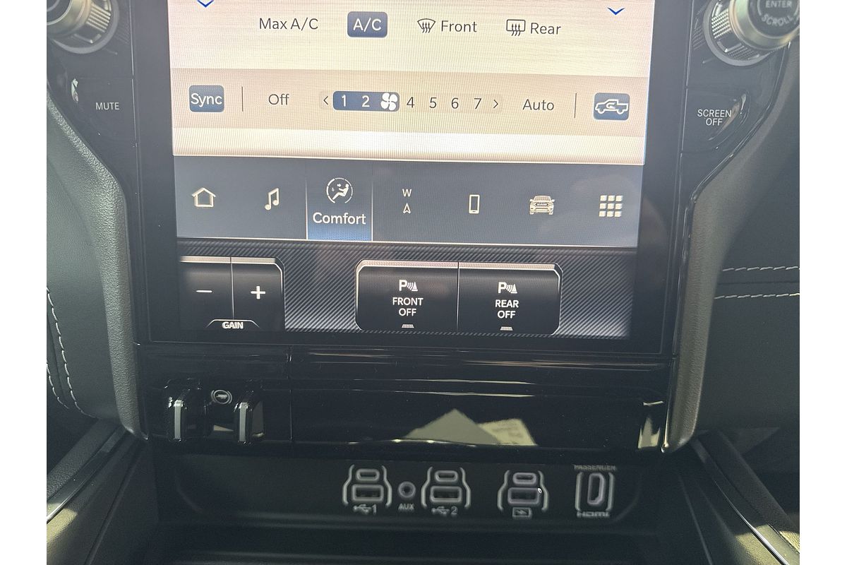 2025 RAM 1500 Laramie Sport Hurricane SO RamBox DT 4X4 SWB