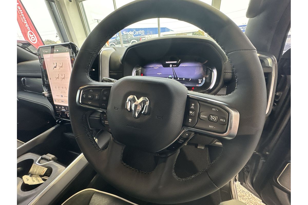 2025 RAM 1500 Laramie Sport Hurricane SO RamBox DT 4X4 SWB