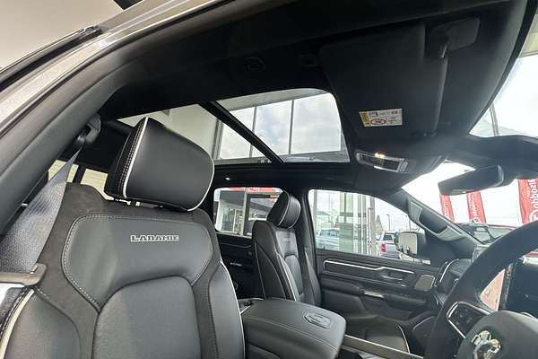 2025 RAM 1500 Laramie Sport Hurricane SO RamBox DT 4X4 SWB