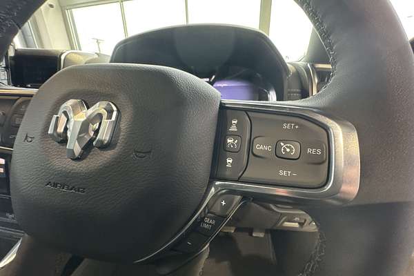 2025 RAM 1500 Laramie Sport Hurricane SO RamBox DT 4X4 SWB