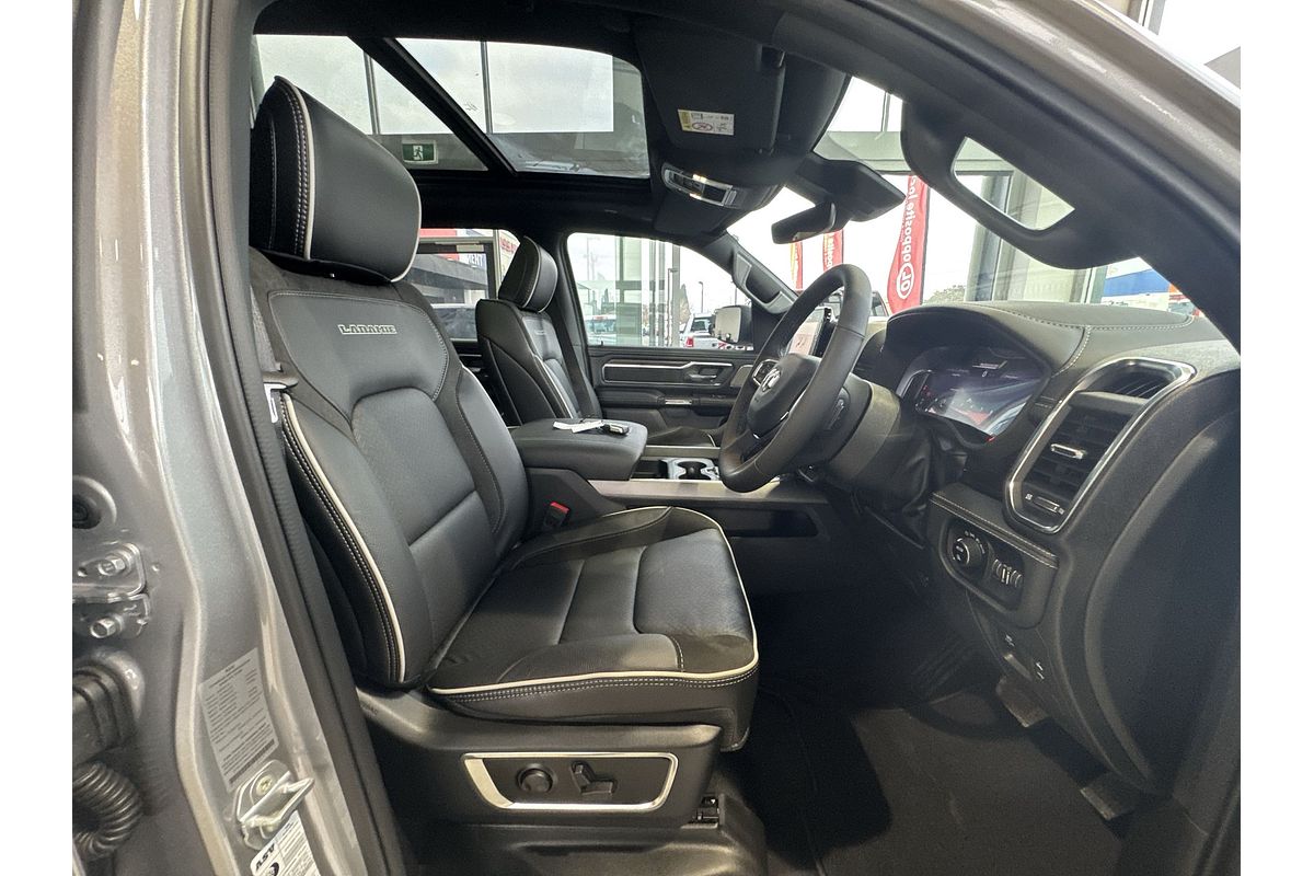 2025 RAM 1500 Laramie Sport Hurricane SO RamBox DT 4X4 SWB