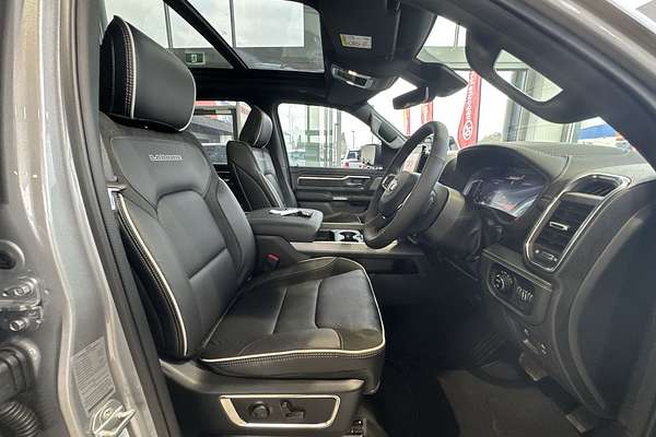 2025 RAM 1500 Laramie Sport Hurricane SO RamBox DT 4X4 SWB