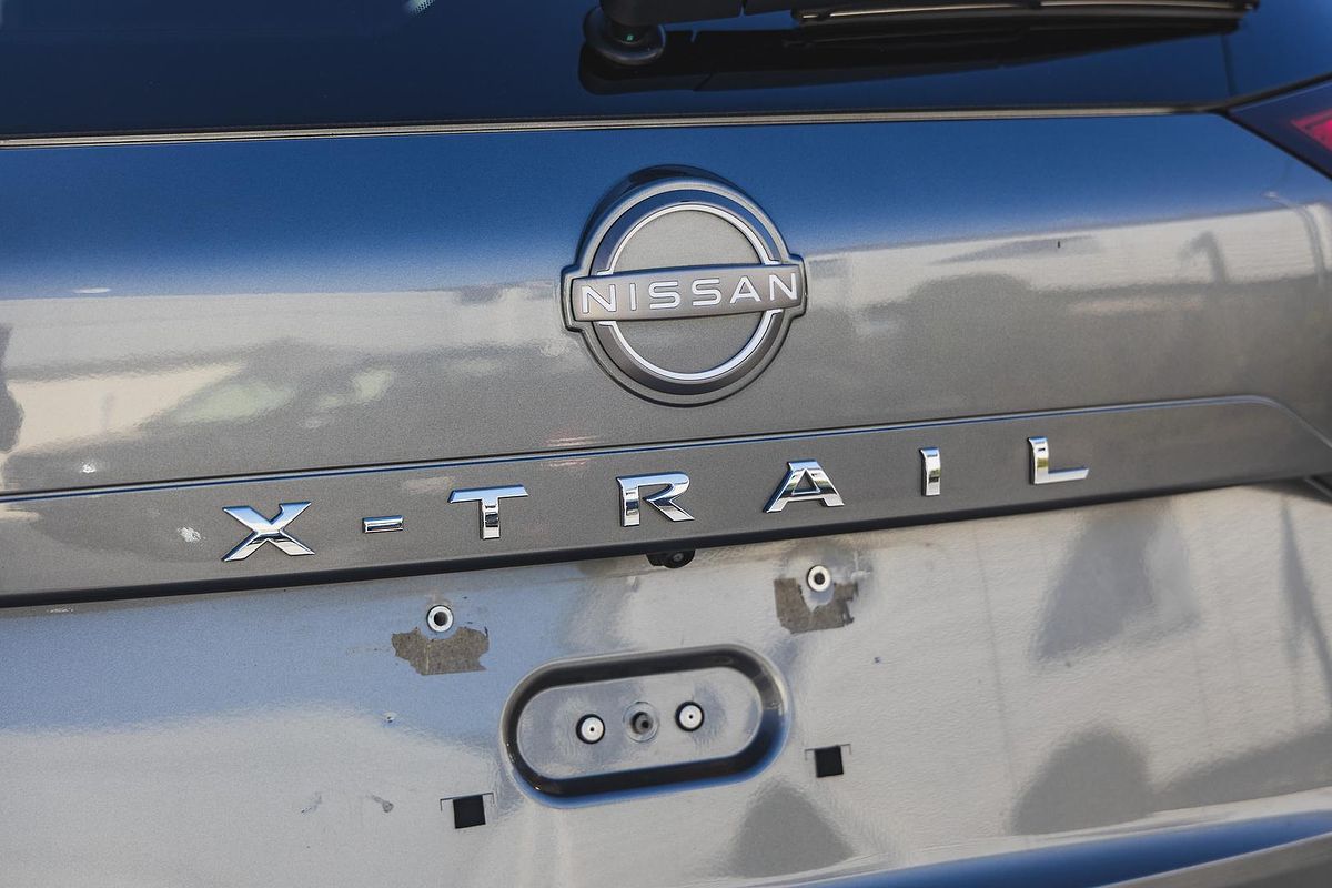 2023 Nissan X-TRAIL ST-L T33
