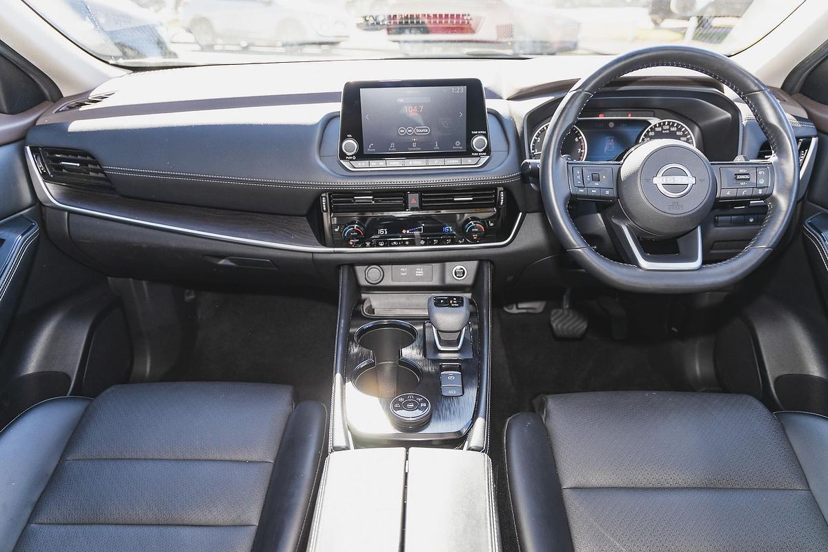 2023 Nissan X-TRAIL ST-L T33
