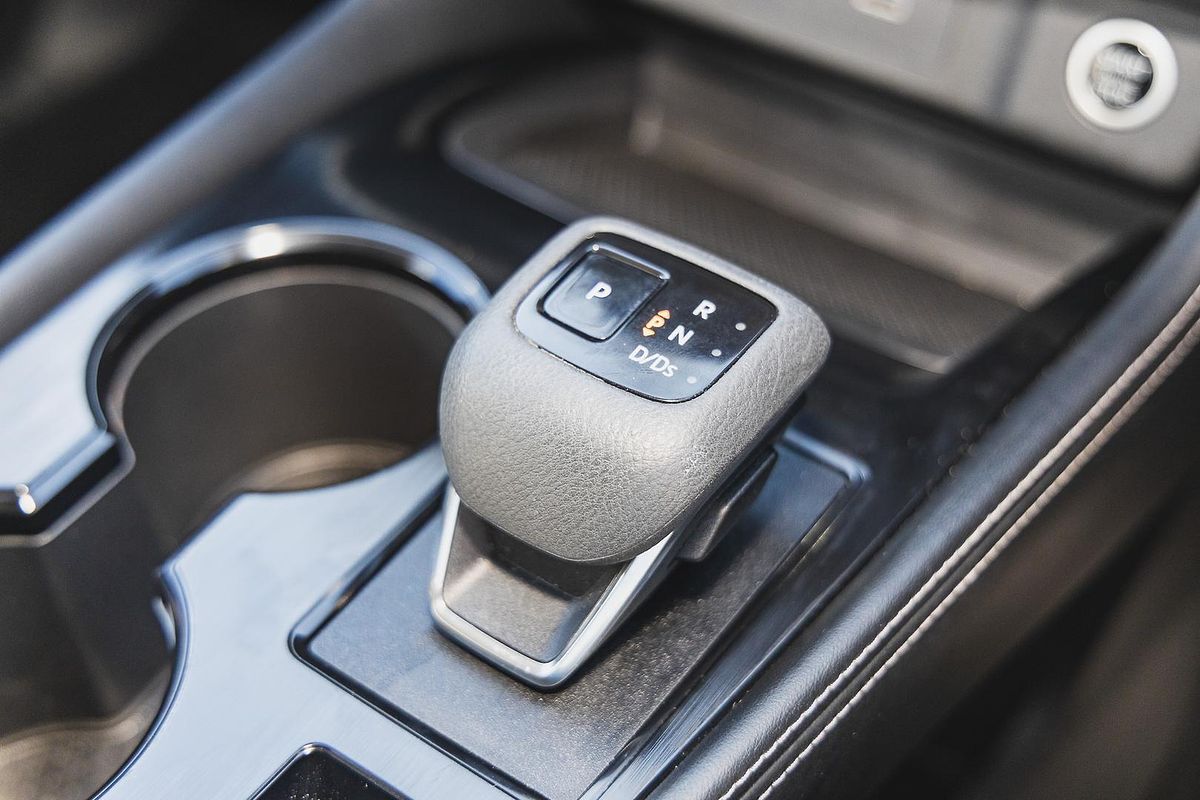 2023 Nissan X-TRAIL ST-L T33