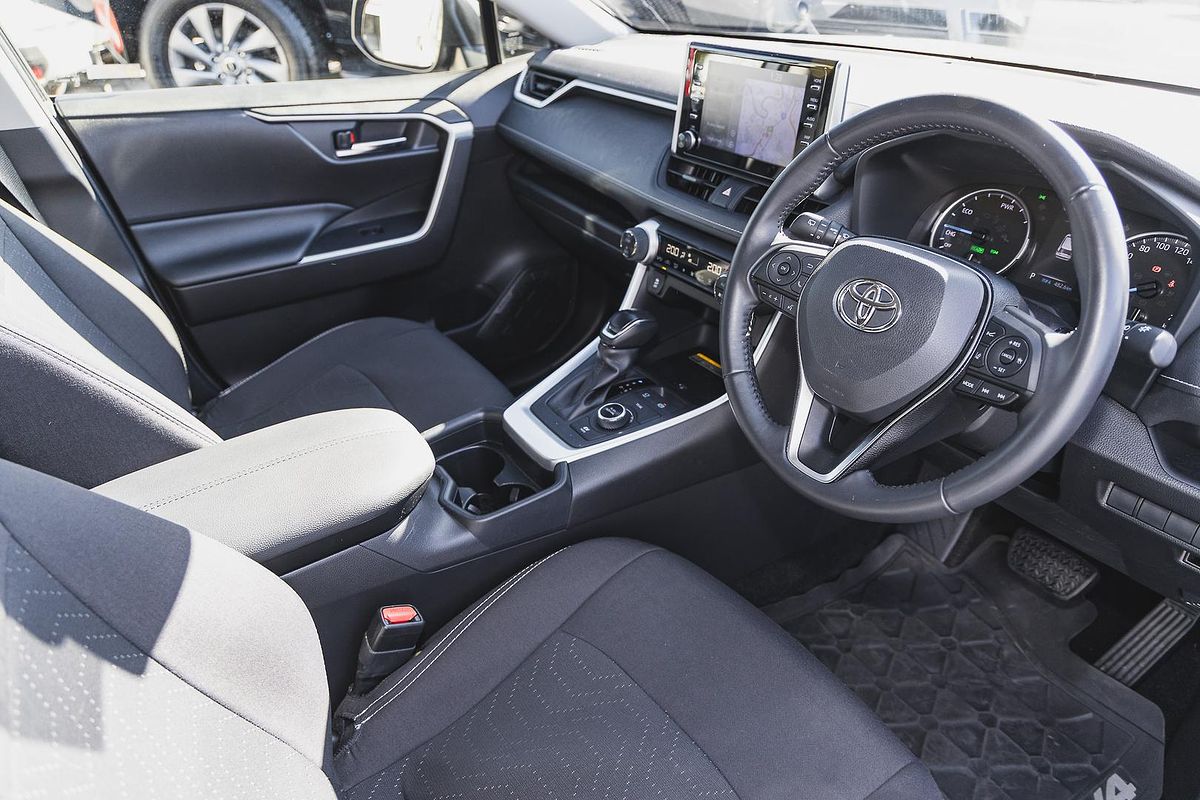2020 Toyota RAV4 GXL AXAH52R