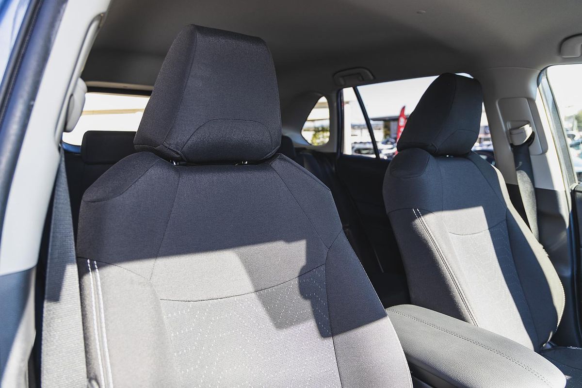 2020 Toyota RAV4 GXL AXAH52R