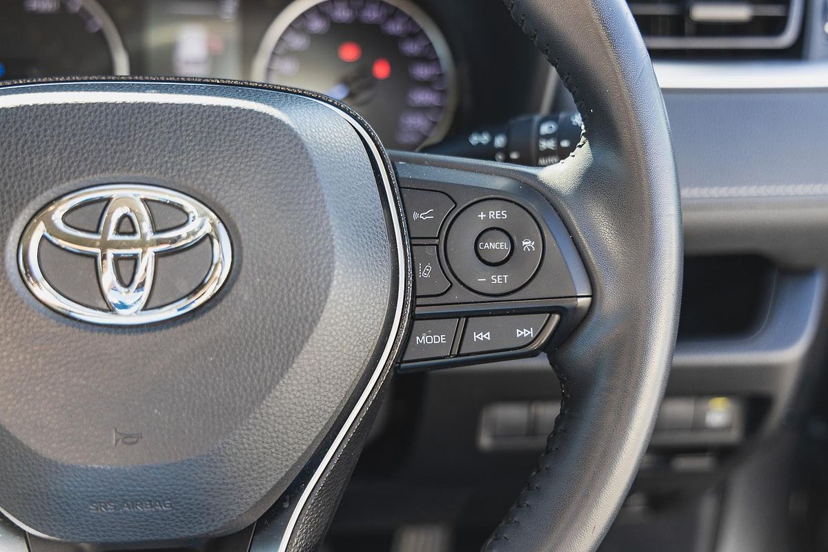 2020 Toyota RAV4 GXL AXAH52R