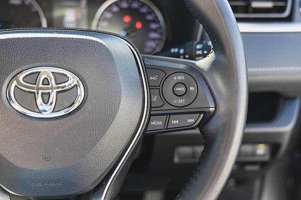 2020 Toyota RAV4 GXL AXAH52R