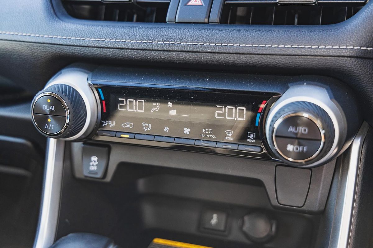 2020 Toyota RAV4 GXL AXAH52R
