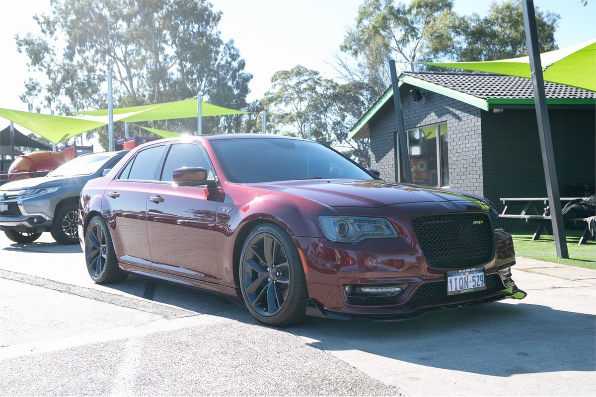 2021 Chrysler 300 SRT Core LX