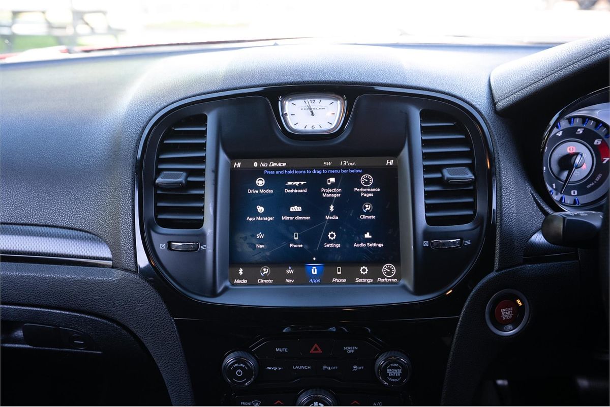 2021 Chrysler 300 SRT Core LX