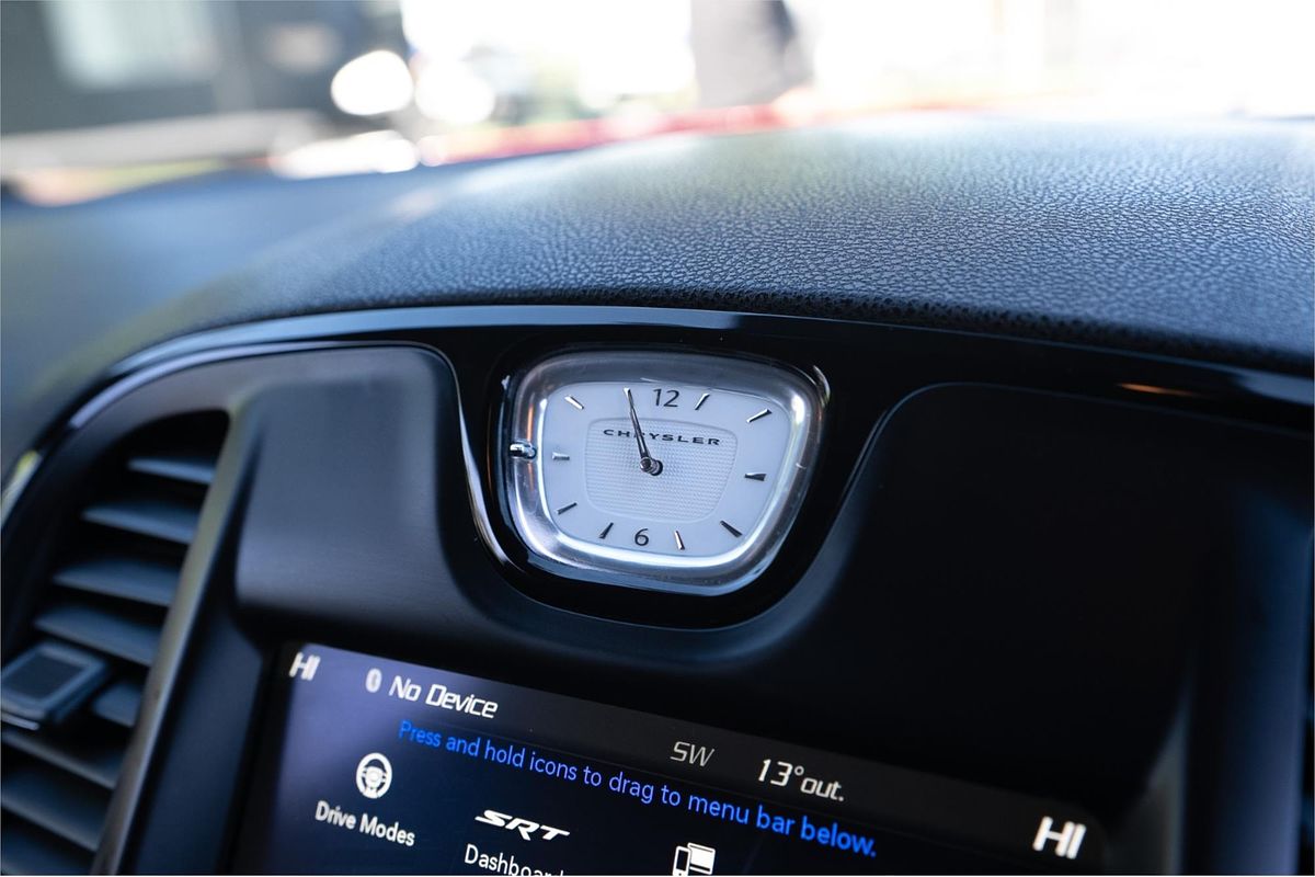 2021 Chrysler 300 SRT Core LX