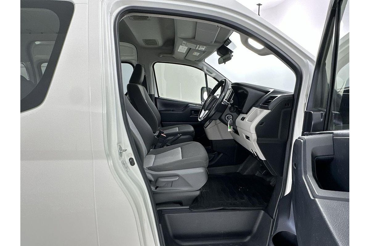 2019 Toyota Hiace Commuter GDH322R
